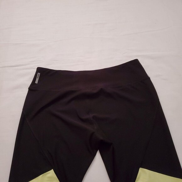 RBX Active Women's Capri Length Workout Yoga Mesh Leggings Purple/White XL/TG - Picture 3 of 10